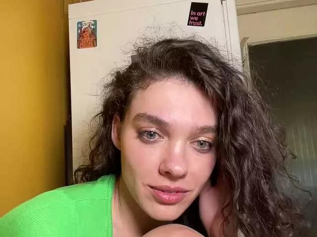 GlamModelHoney on BongaCams 