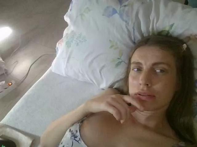 Incredible123 on BongaCams 