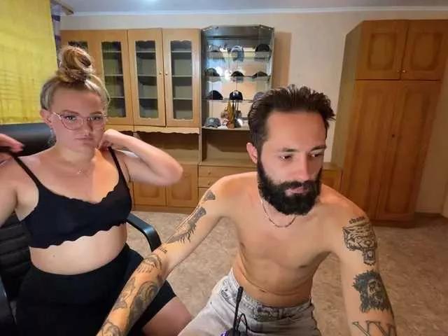 mike7and7anna on BongaCams 