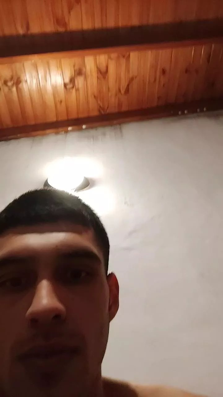 Offline 27431axel on Cam4