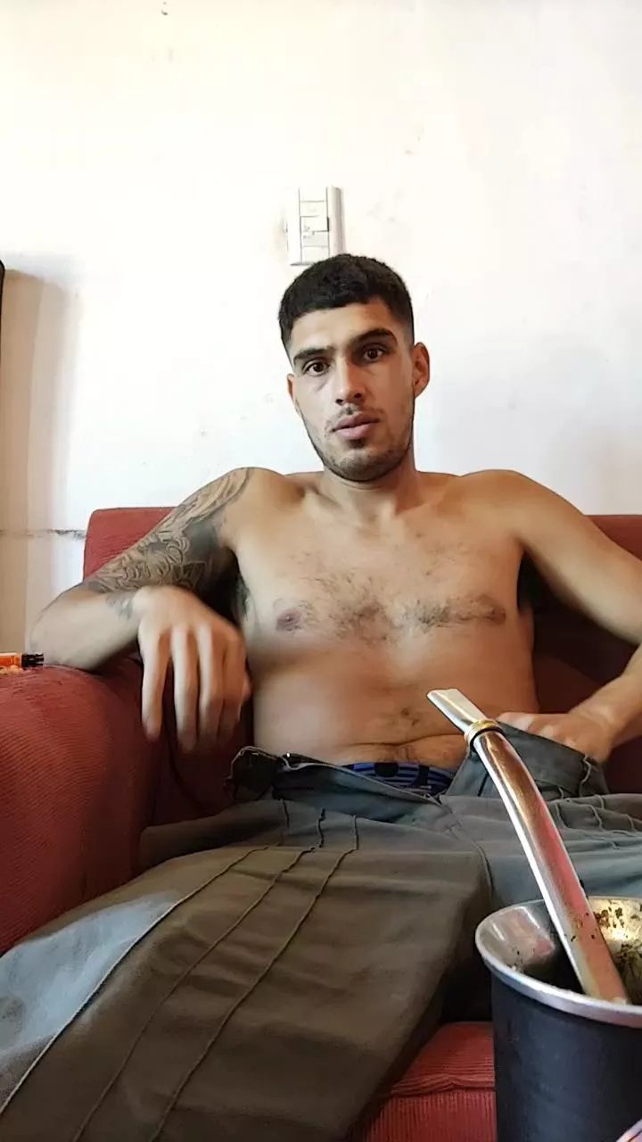 Offline 27431axel on Cam4