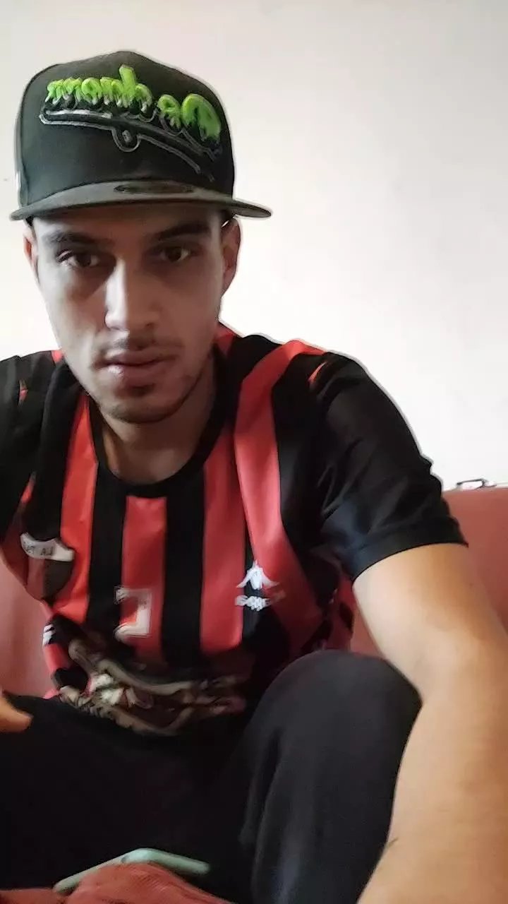 Offline 27431axel on Cam4