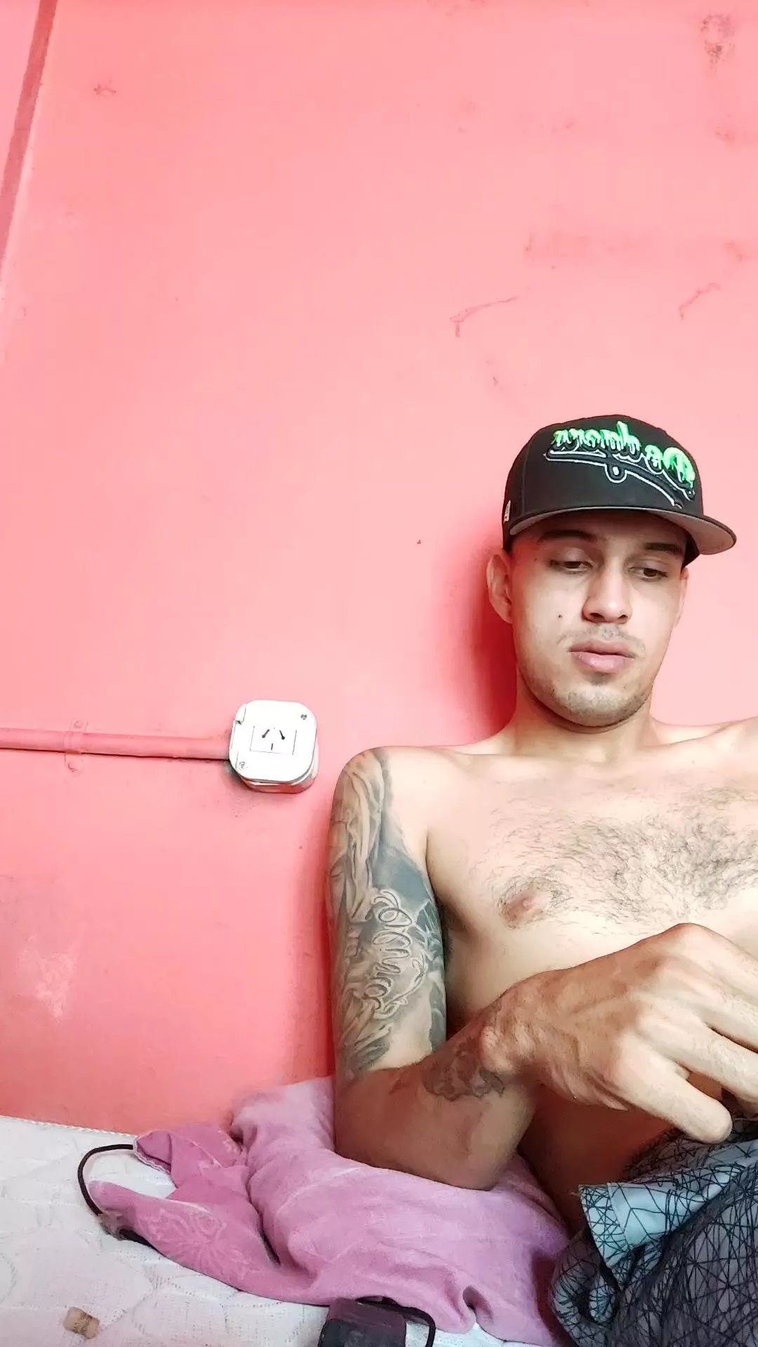 Offline 27431axel on Cam4