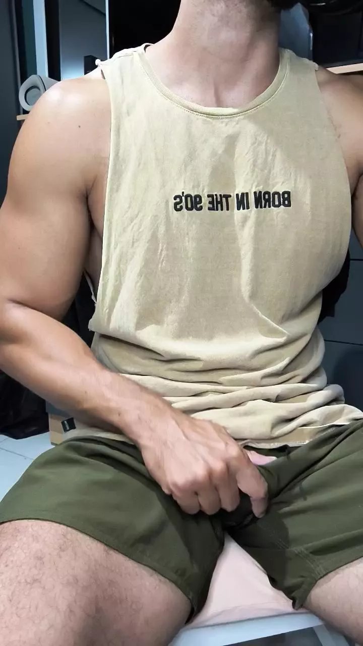 Offline _ALLADYN_ on Cam4