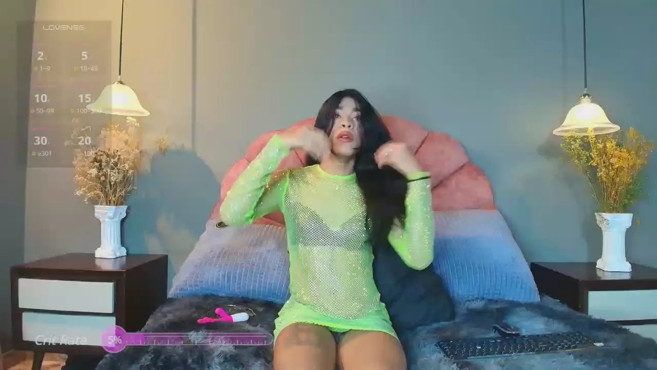 Offline Divinebrown_ on Cam4