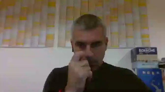 Offline ilmioo21 on Cam4