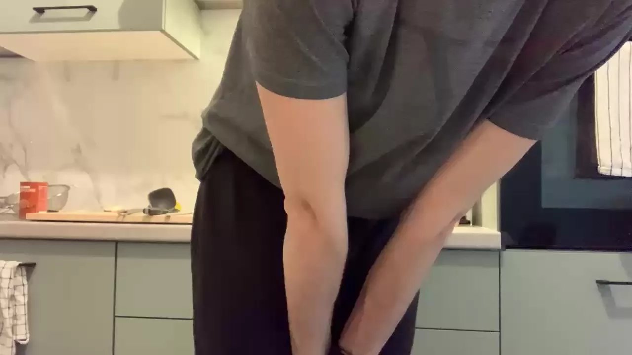 Offline ItalianVirgil on Cam4