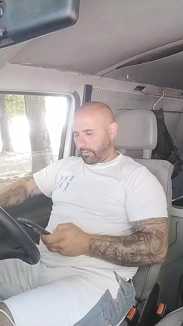 Offline Jack198303 on Cam4