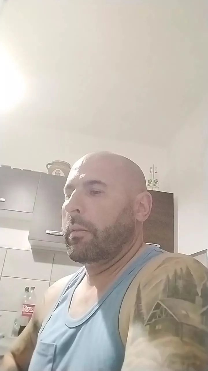 Offline Jack198303 on Cam4