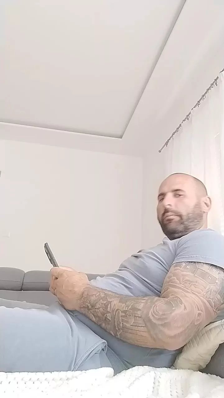 Offline Jack198303 on Cam4