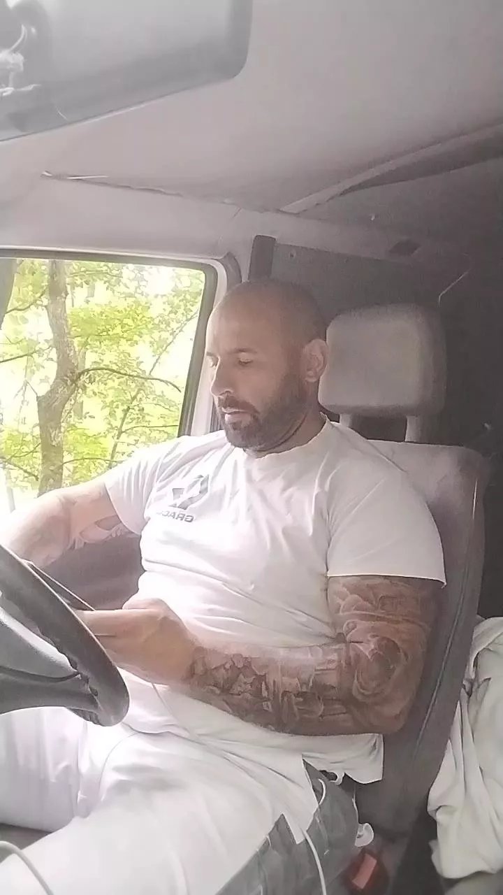 Offline Jack198303 on Cam4