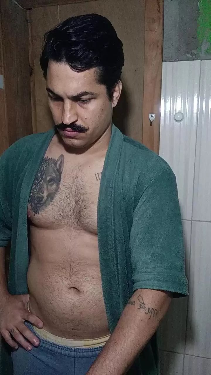 Offline kciam on Cam4