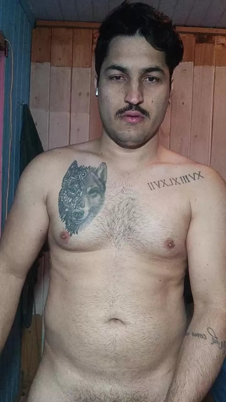 Offline kciam on Cam4