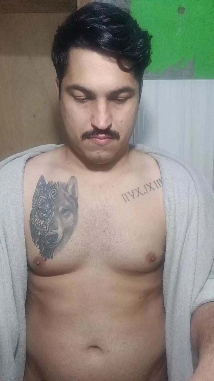 Offline kciam on Cam4