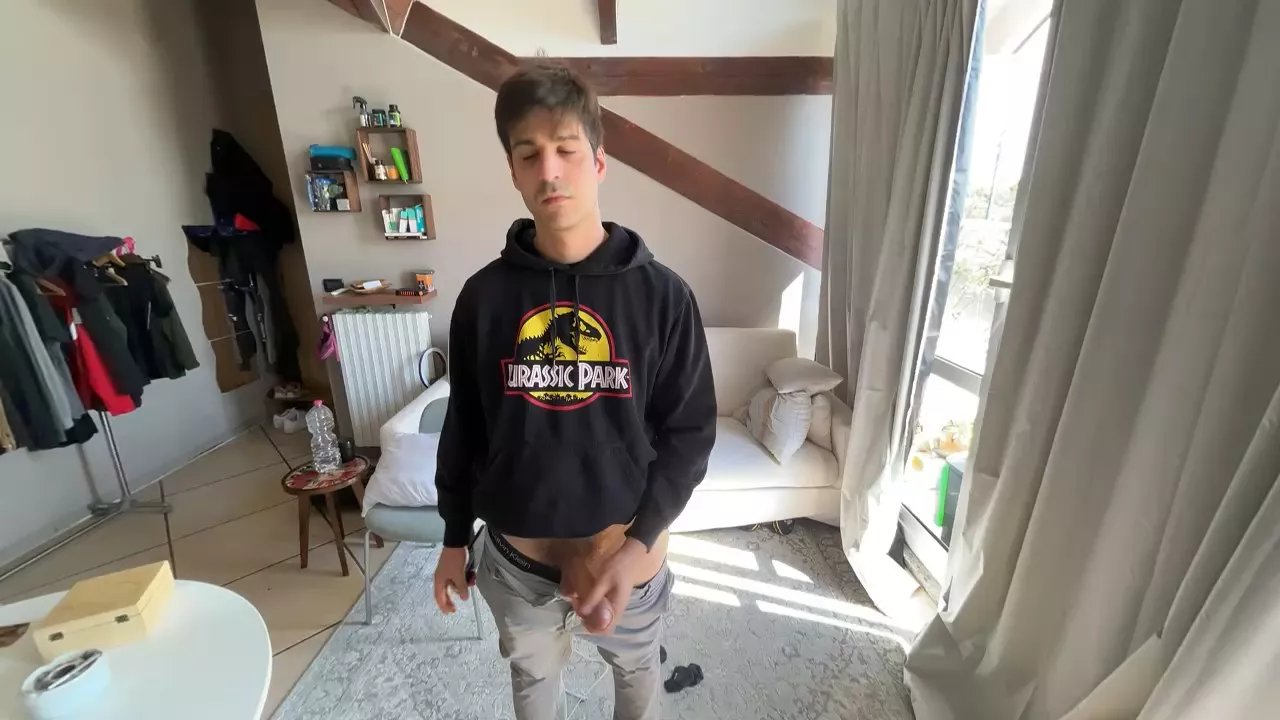 Offline ragazzoxxl on Cam4