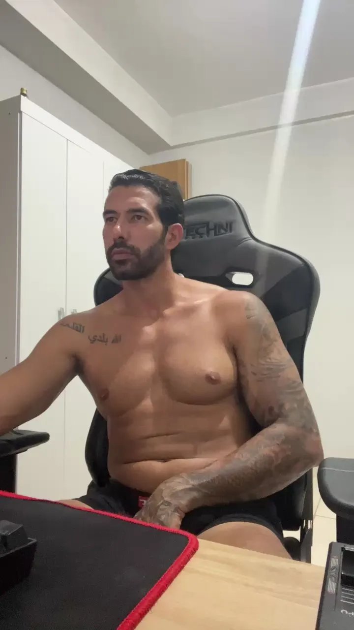 Offline Saradoalto23 on Cam4