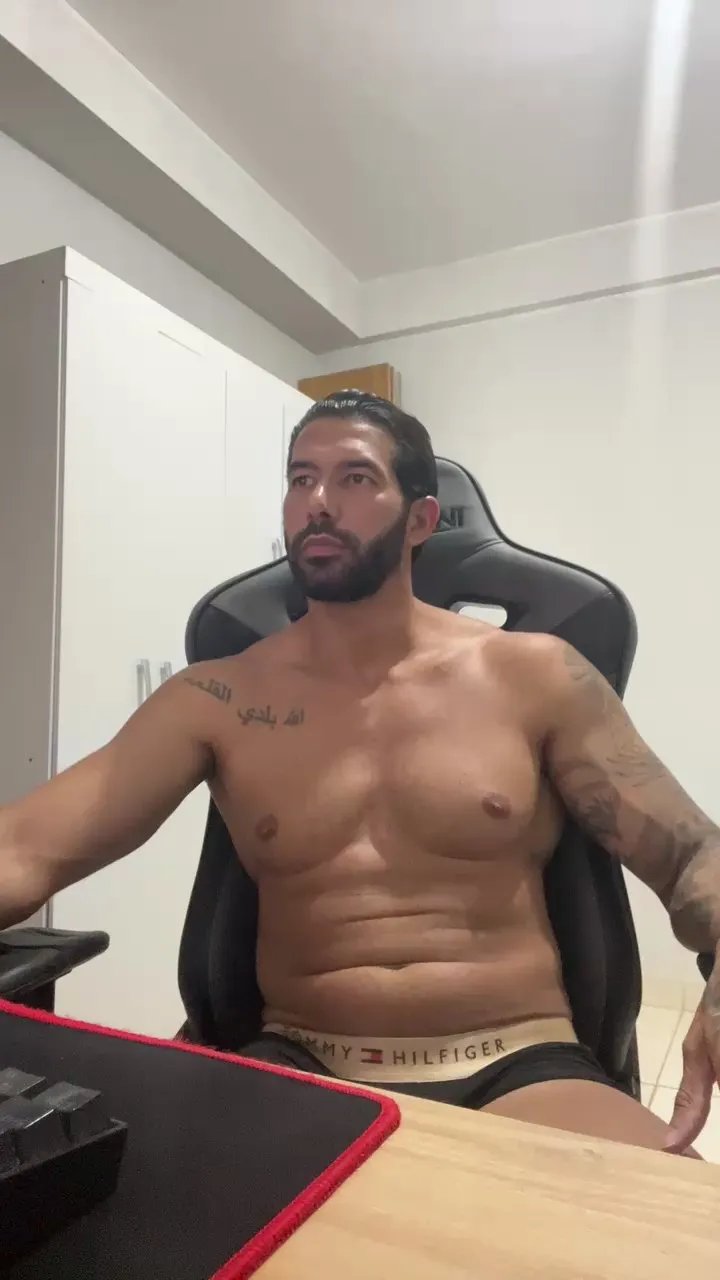 Offline Saradoalto23 on Cam4