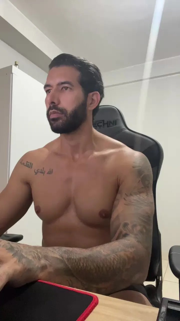 Offline Saradoalto23 on Cam4