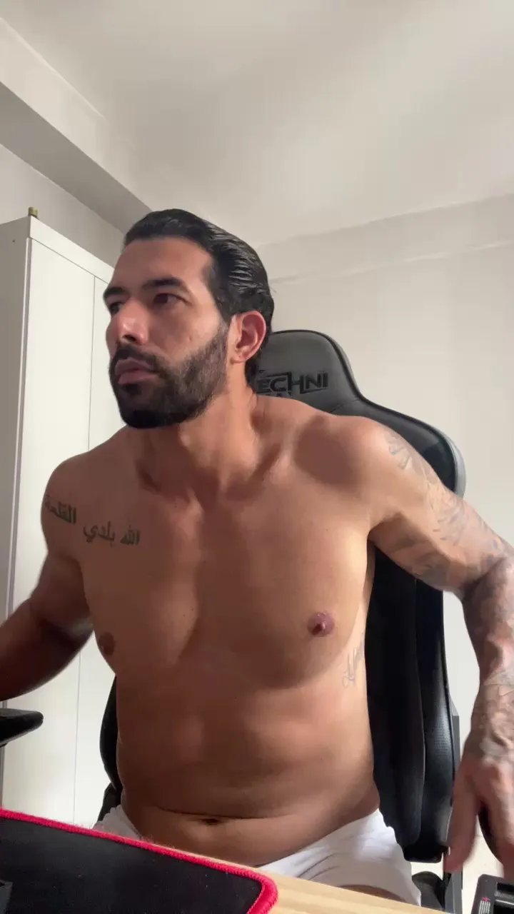 Offline Saradoalto23 on Cam4