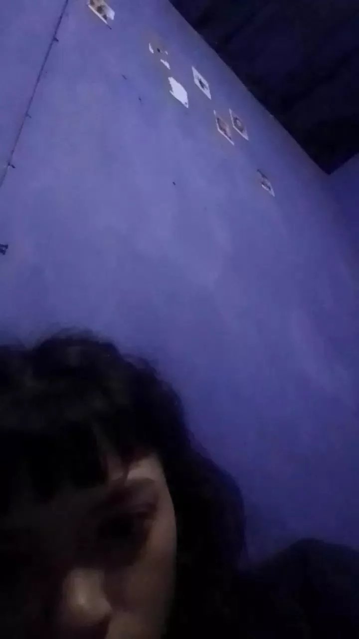 Offline Shaiel24 on Cam4