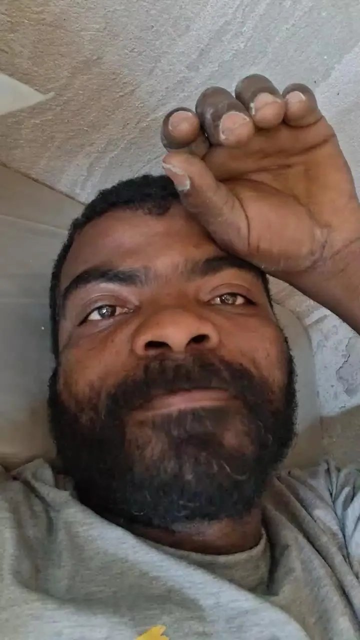 Offline Vidalgo on Cam4