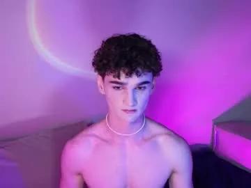 adam_21cm on Chaturbate 