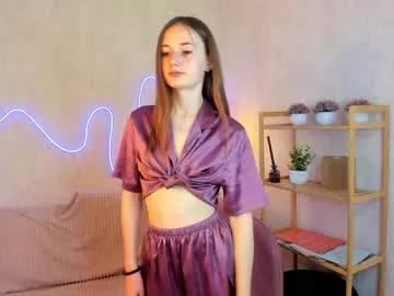 emiliaswallow on Chaturbate 