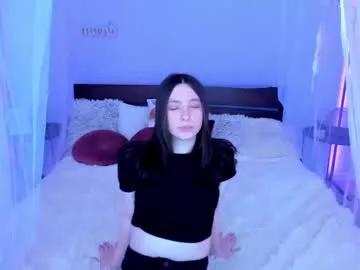 khloe_angell on Chaturbate 