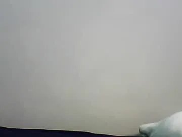 Freechat luvu4everxxx on Chaturbate