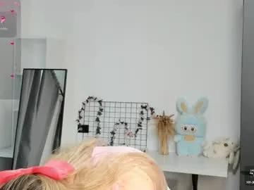 Freechat mendaciouss on Chaturbate