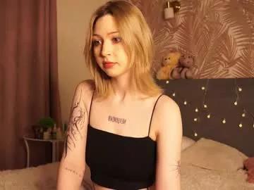 meow_meow_mia on Chaturbate 