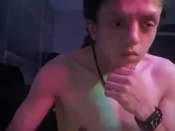 robertcicijr21 on Chaturbate 