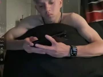 robertcicijr21 on Chaturbate 