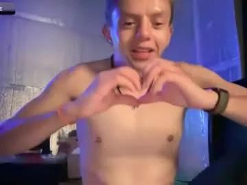 robertcicijr21 on Chaturbate 