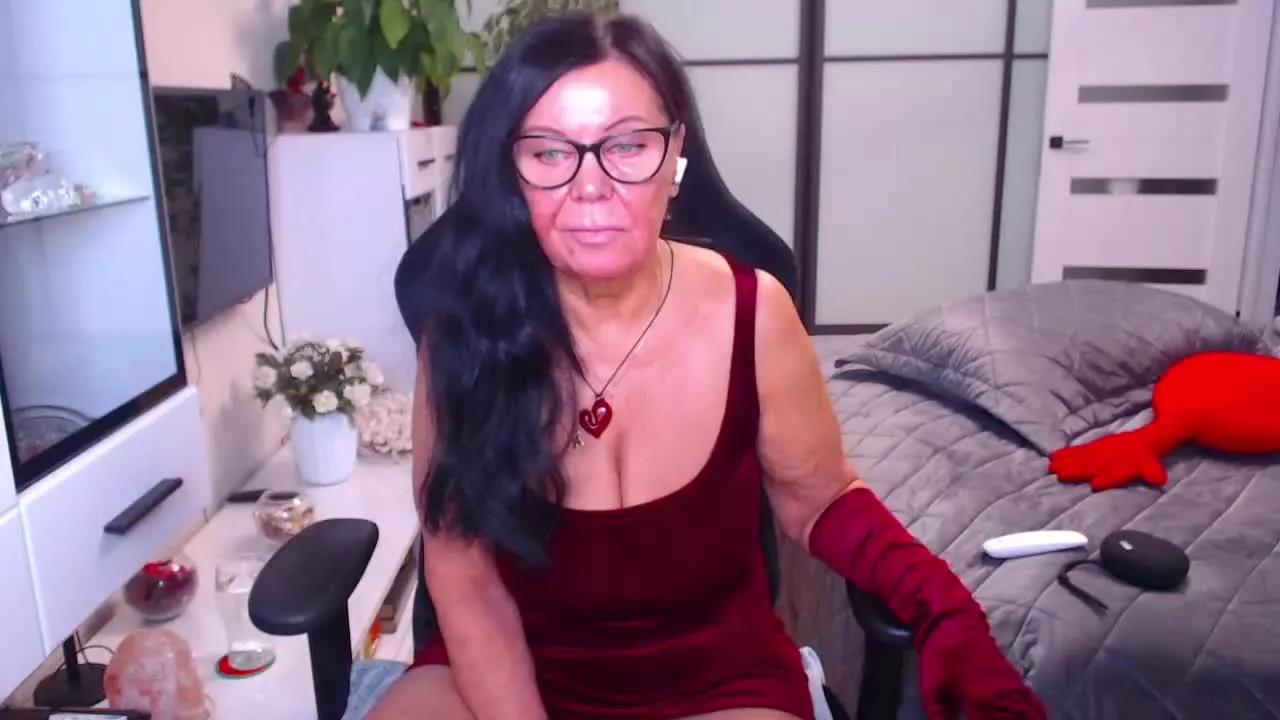 hairygrannypussy on Streamray 