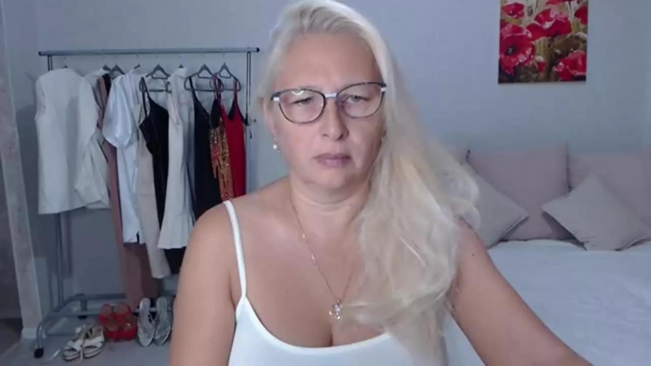 ValeriaSharm on Streamray 